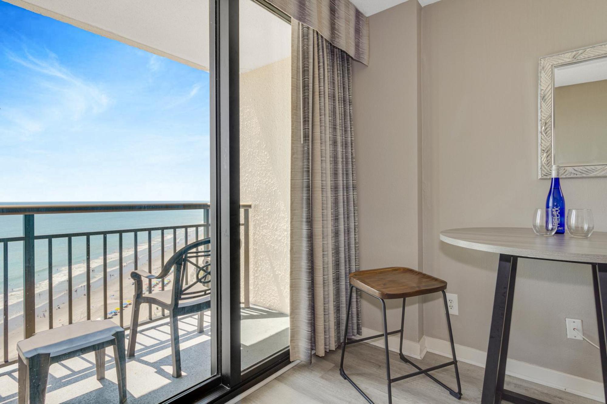 Oceanview Studio Escape With Beach Steps Away! 1828 เมอร์เทิลบีช ภายนอก รูปภาพ